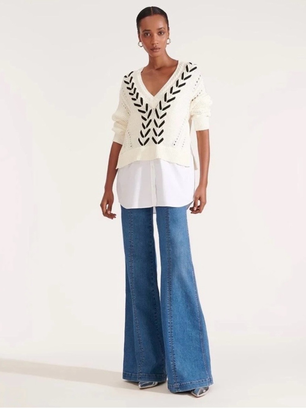 Veronica Beard Cream V-Neck Cable Knit Sweater with Black Detail